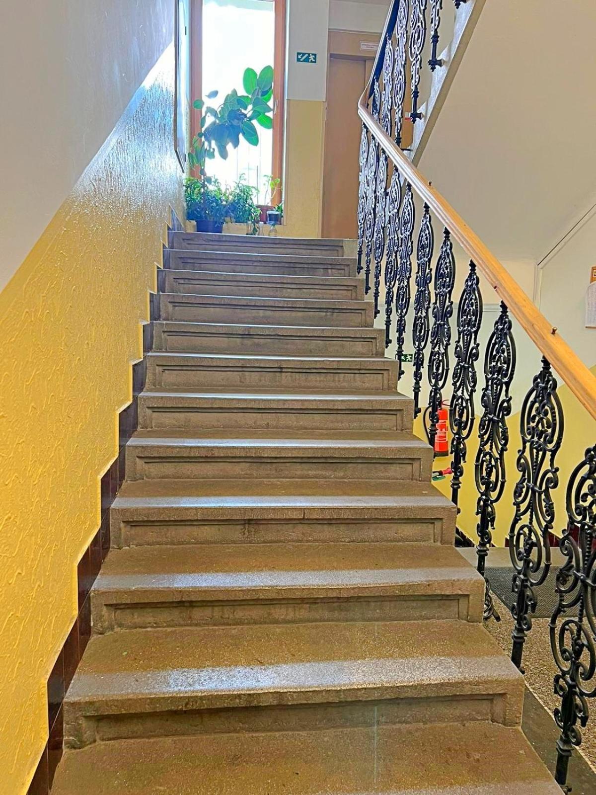 Mezonetovy Apartman V Centru Prag Exterior foto