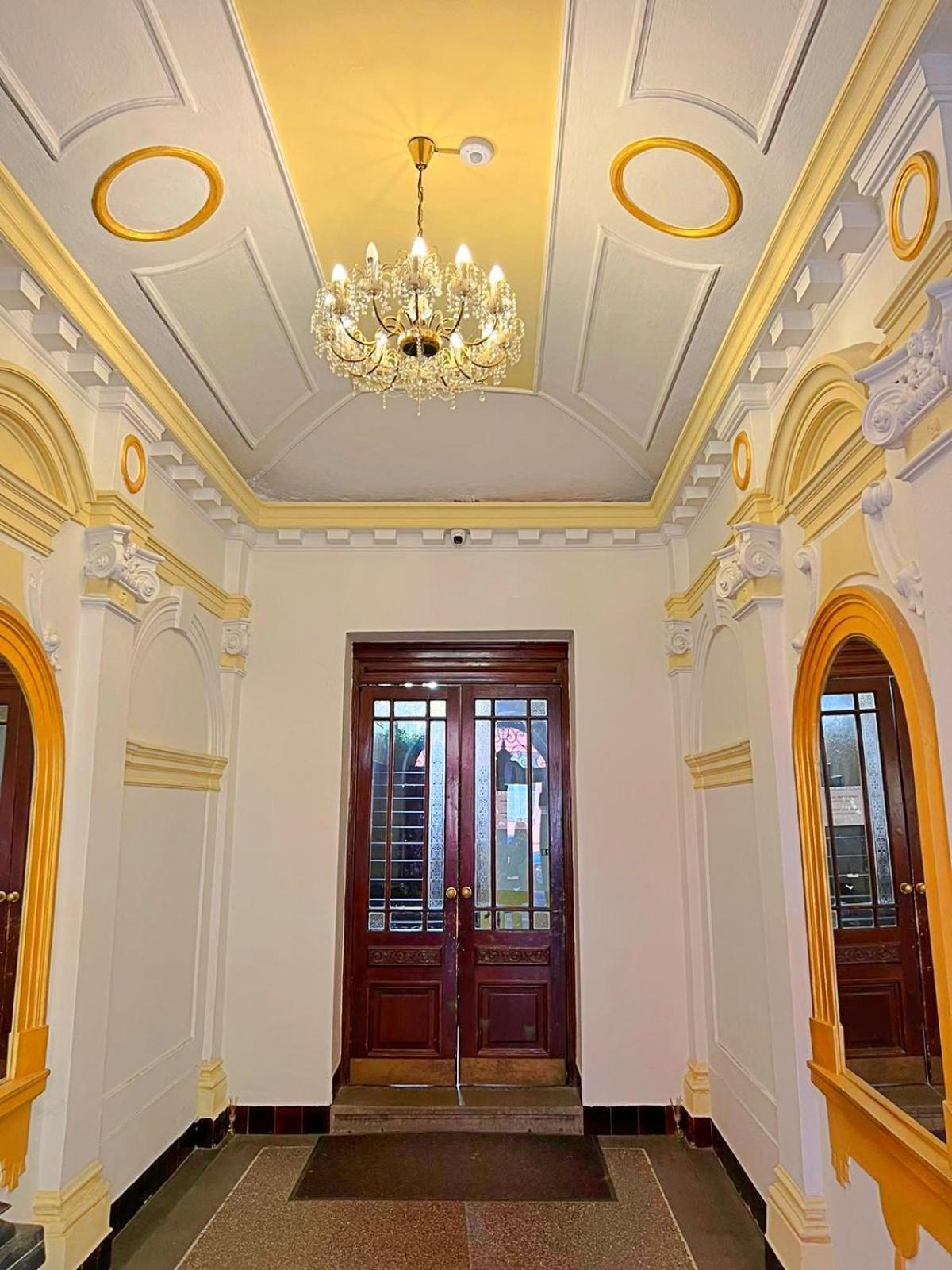 Mezonetovy Apartman V Centru Prag Exterior foto